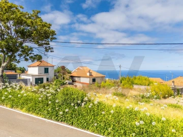 Moradia T4 para Venda em Ponta do Pargo