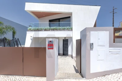 Moradia T4 para Venda em Vialonga
