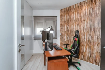 Moradia T4 para Venda em Vialonga