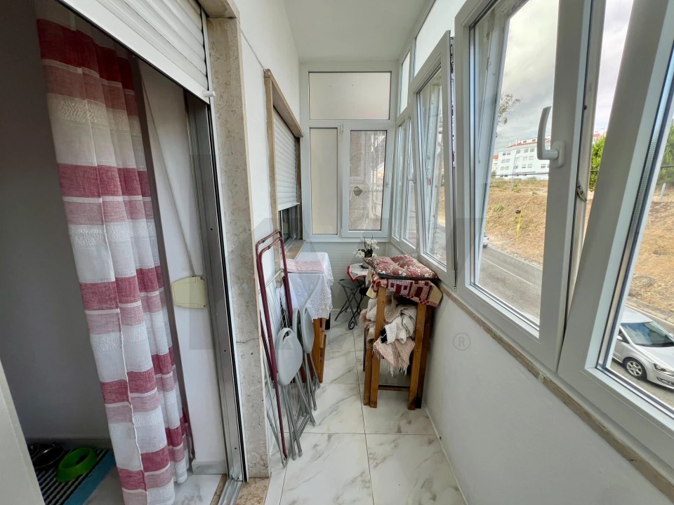 Apartamento T2 para Venda em Agualva e Mira-Sintra Foto 3