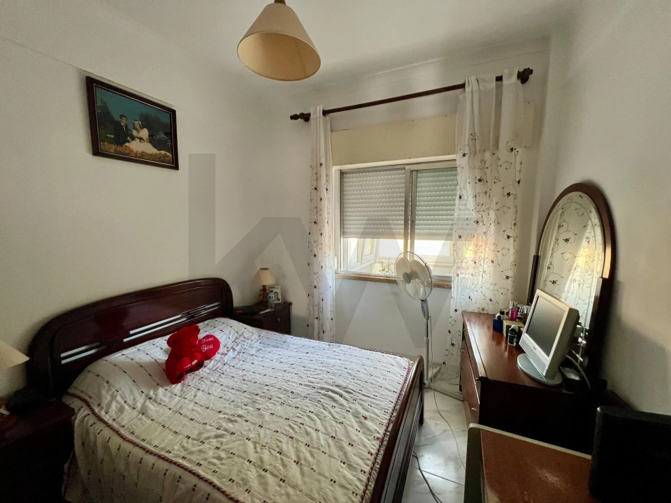 Apartamento T2 para Venda em Agualva e Mira-Sintra Foto 5