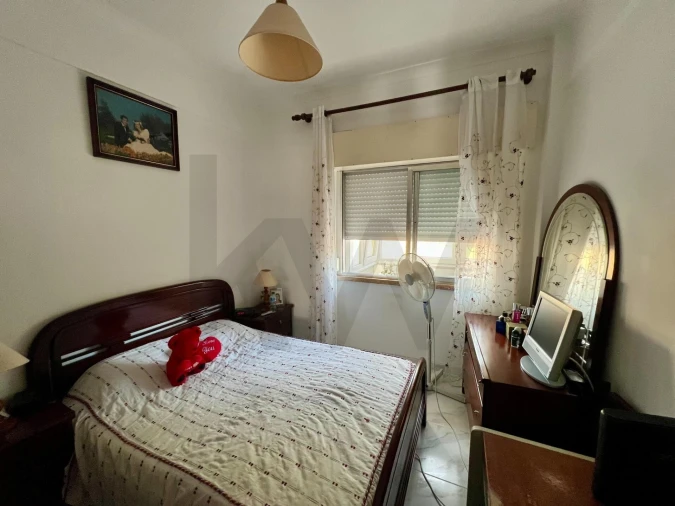 Apartamento T2 para Venda em Agualva e Mira-Sintra Foto 5