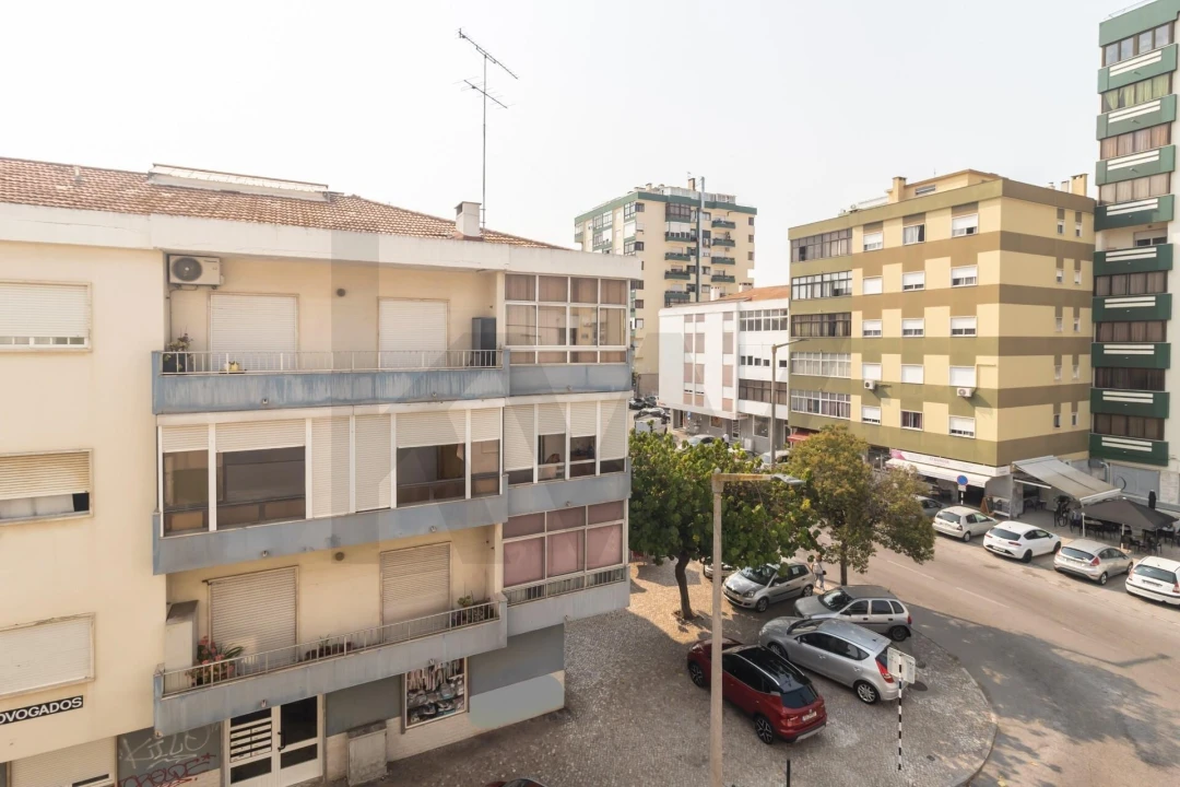 Apartamento T3 para Venda em Amora Foto 18