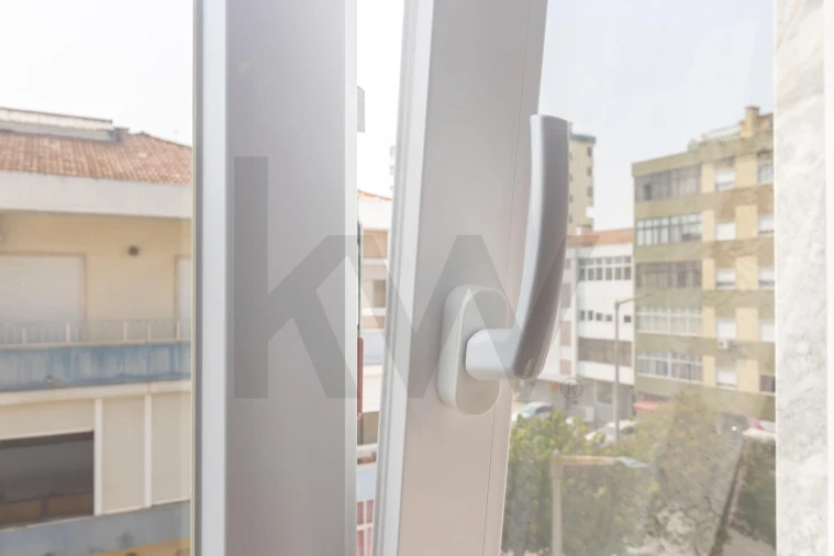 Apartamento T3 para Venda em Amora Foto 16