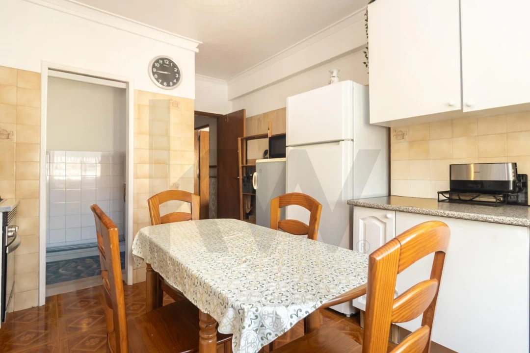Apartamento T3 para Venda em Amora Foto 32