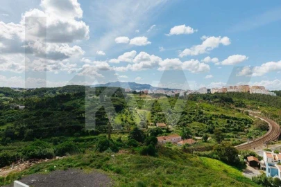 Apartamento T3 para Venda em Agualva e Mira-Sintra