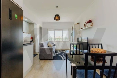 Apartamento T3 para Venda em Agualva e Mira-Sintra