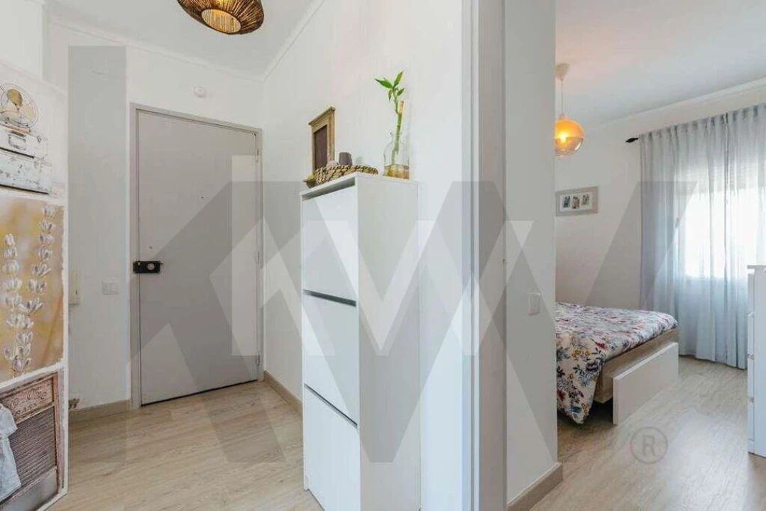 Apartamento T3 para Venda em Agualva e Mira-Sintra Foto 16