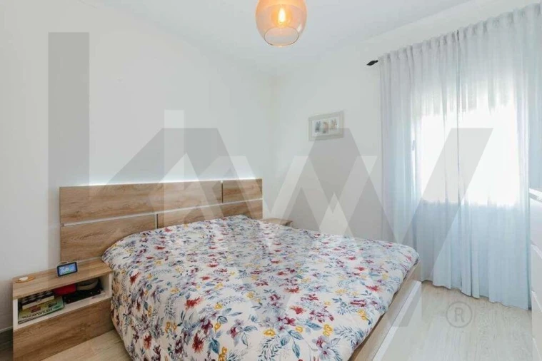 Apartamento T3 para Venda em Agualva e Mira-Sintra Foto 6