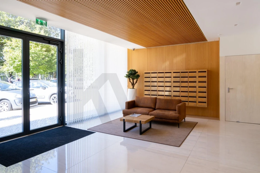 Apartamento T3 para Arrendamento em Alvalade Foto 17