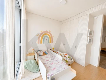 Apartamento T3 para Arrendamento em Alvalade