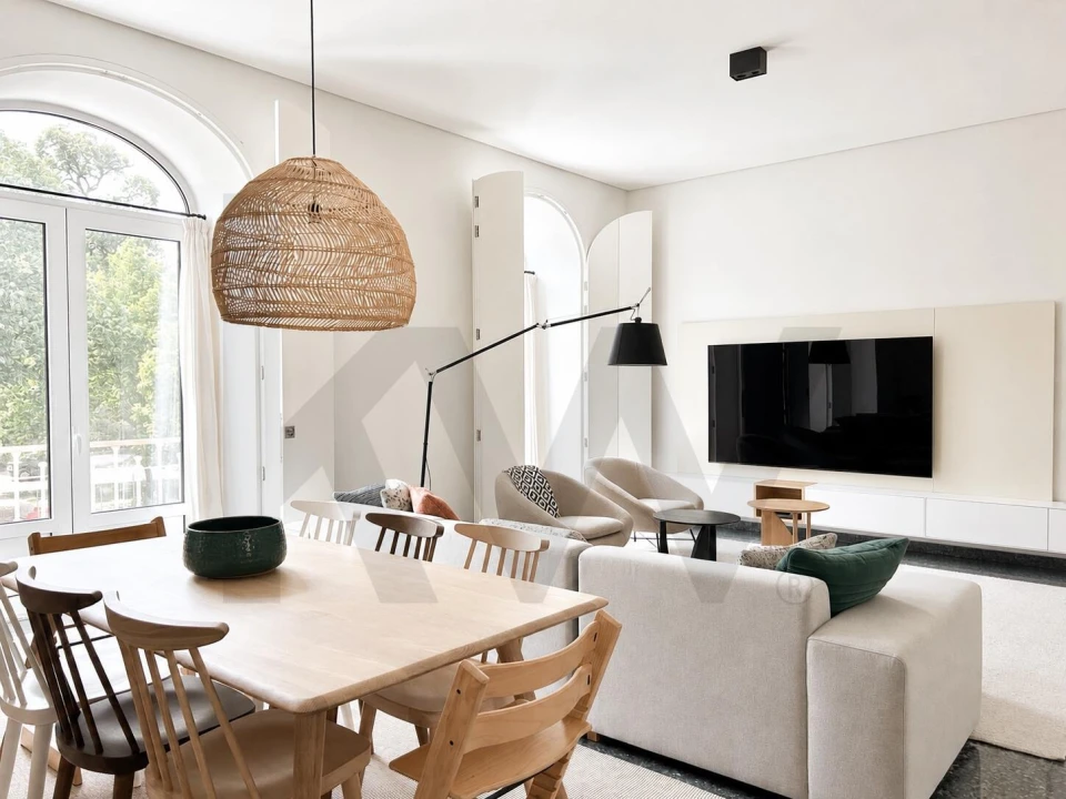 Apartamento T3 para Arrendamento em Alvalade Foto 4