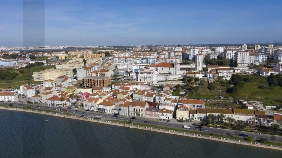 Apartamento T2 para Venda em Seixal, Arrentela e Aldeia de Paio Pires Foto 27