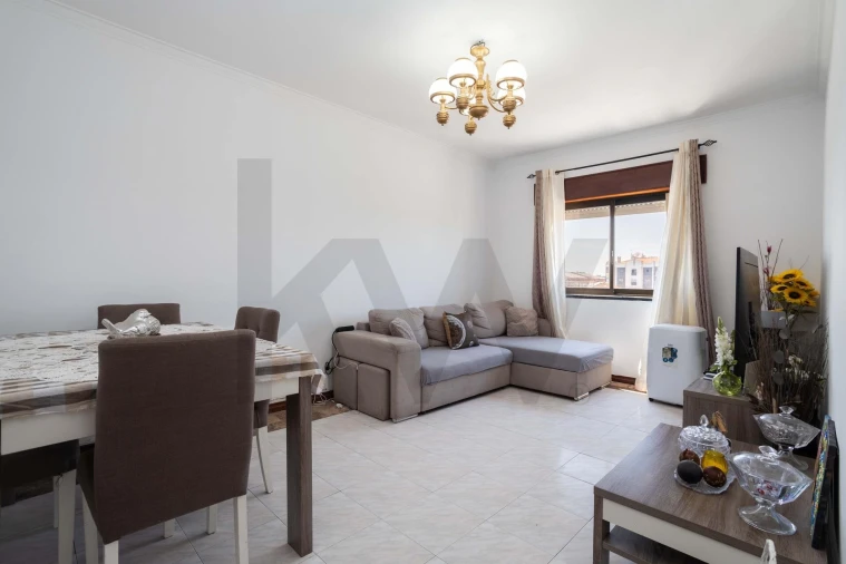 Apartamento T2 para Venda em Seixal, Arrentela e Aldeia de Paio Pires Foto 3