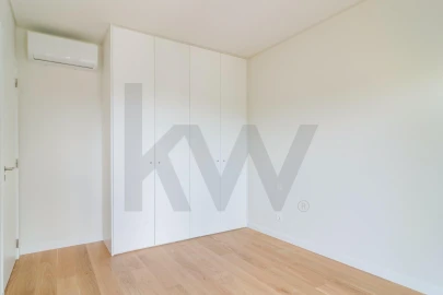 Apartamento T3 para Arrendamento em Algés, Linda-A-Velha e Cruz Quebrada-Dafundo