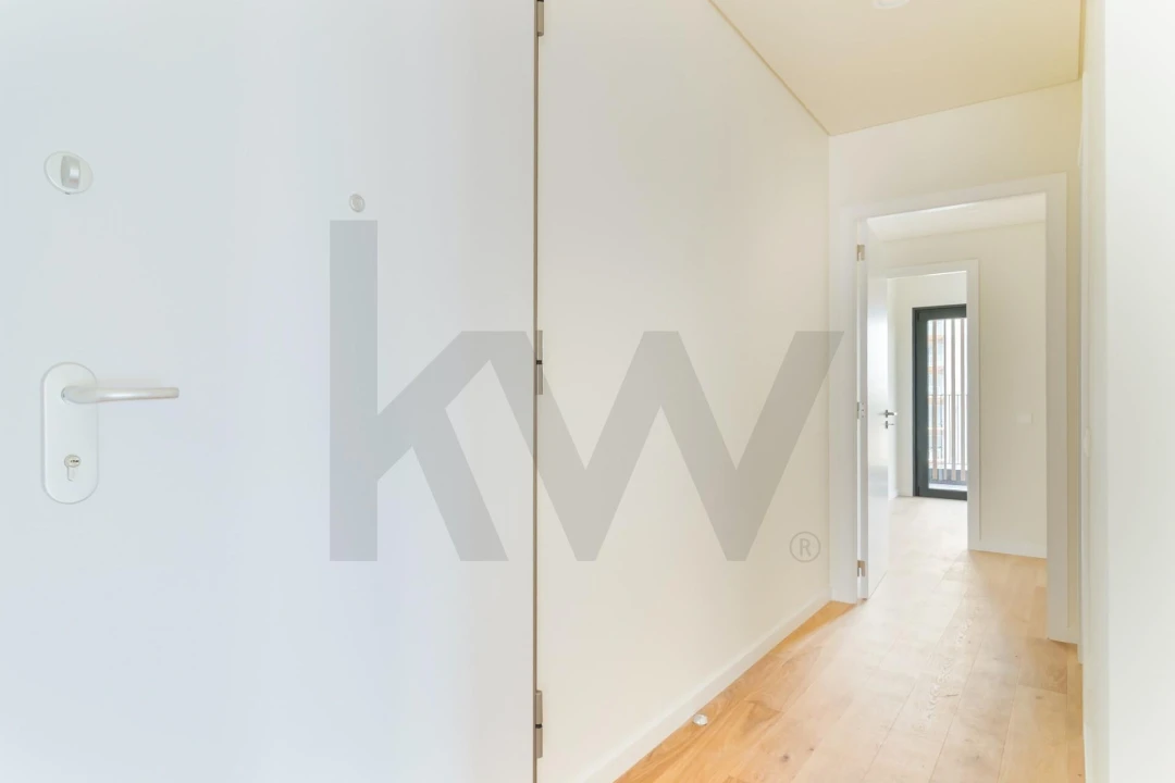 Apartamento T3 para Arrendamento em Algés, Linda-A-Velha e Cruz Quebrada-Dafundo Foto 11