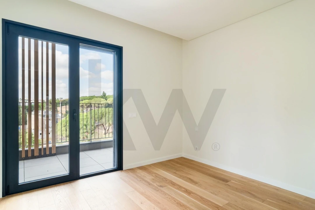 Apartamento T3 para Arrendamento em Algés, Linda-A-Velha e Cruz Quebrada-Dafundo Foto 21