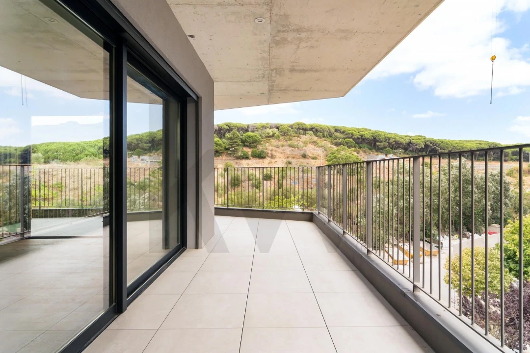 Apartamento T3 para Arrendamento em Algés, Linda-A-Velha e Cruz Quebrada-Dafundo Foto 7