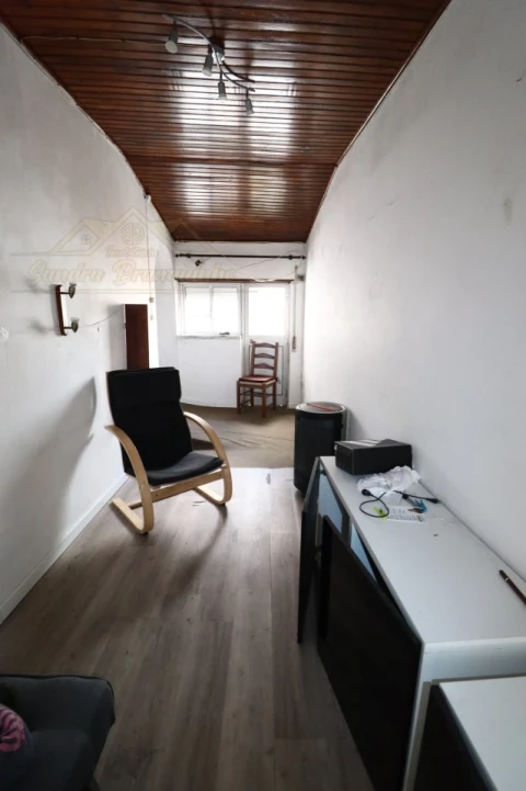 Moradia T2 para Venda em Maxial e Monte Redondo