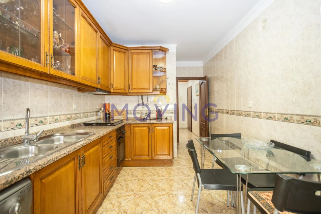 Apartamento T3 para Venda em Barreiro e Lavradio Foto 10