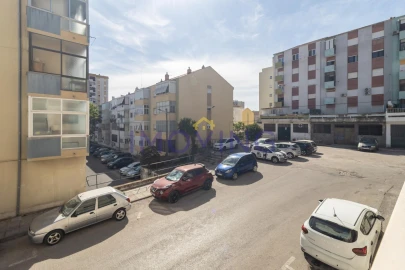 Apartamento T3 para Venda em Alto do Seixalinho, Santo André e Verderena