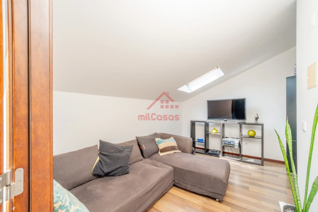 Apartamento T4 para Venda em Silveira Foto 27