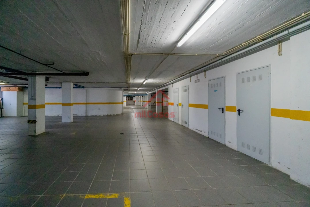 Apartamento T4 para Venda em Silveira Foto 30