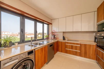 Apartamento T4 para Venda em Silveira