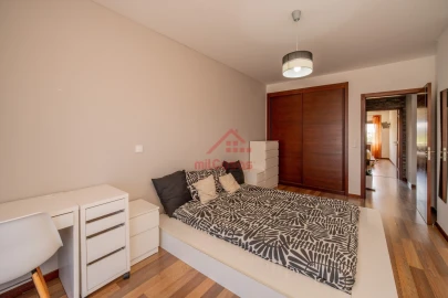 Apartamento T4 para Venda em Silveira