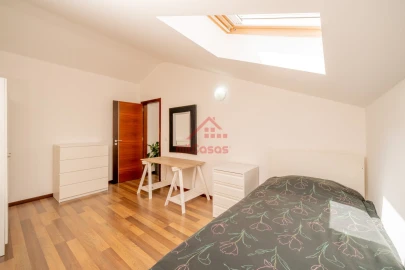 Apartamento T4 para Venda em Silveira