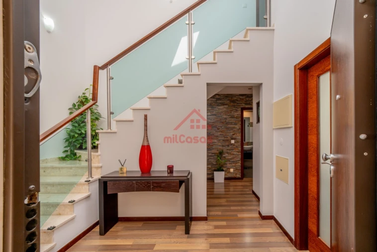 Apartamento T4 para Venda em Silveira Foto 3