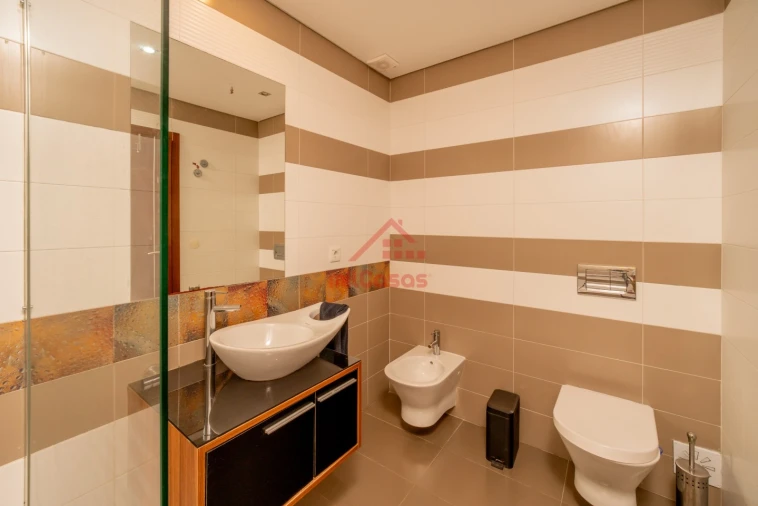 Apartamento T4 para Venda em Silveira Foto 16