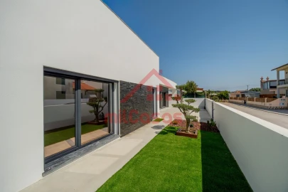 Moradia T5 para Venda em Silveira