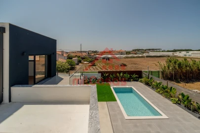 Moradia T5 para Venda em Silveira