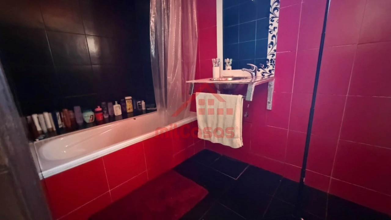 Apartamento T2 para Venda em Santa Maria, São Pedro e Matacães Foto 19