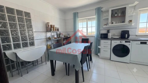 Apartamento T2 para Venda em Santa Maria, São Pedro e Matacães