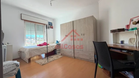 Apartamento T2 para Venda em Santa Maria, São Pedro e Matacães