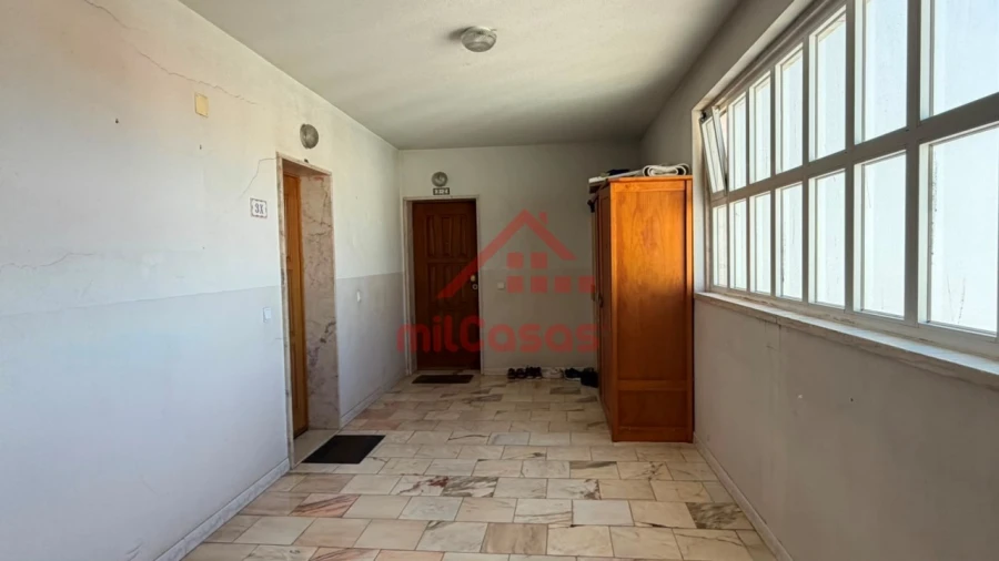 Apartamento T2 para Venda em Santa Maria, São Pedro e Matacães Foto 5