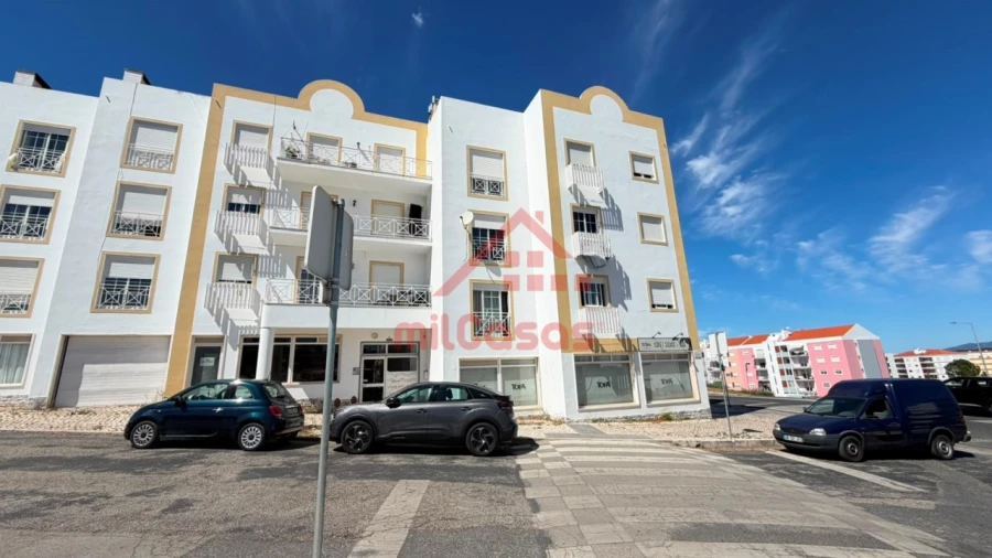Apartamento T2 para Venda em Santa Maria, São Pedro e Matacães Foto 27