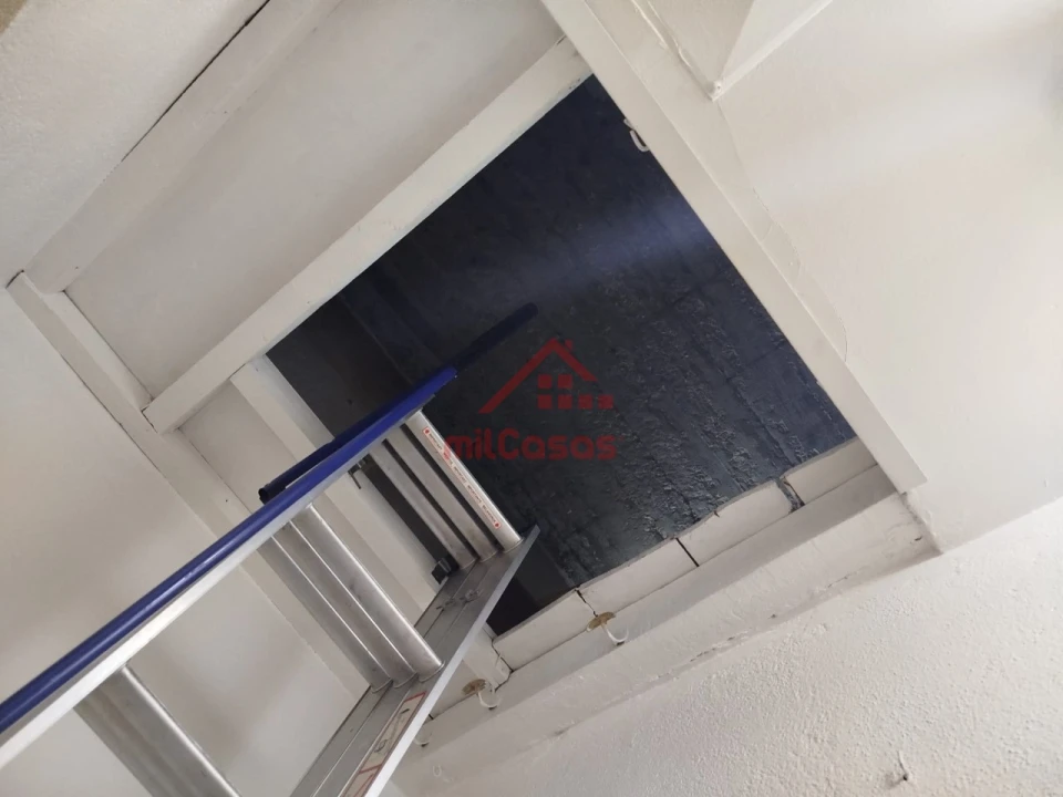 Loja para Arrendamento em Lumiar Foto 5