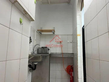 Loja para Arrendamento em Lumiar