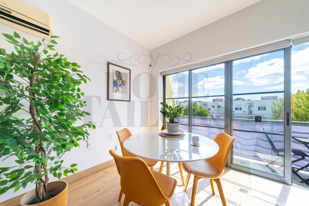 Apartamento T1 para Venda em Quinta do Anjo Foto 5