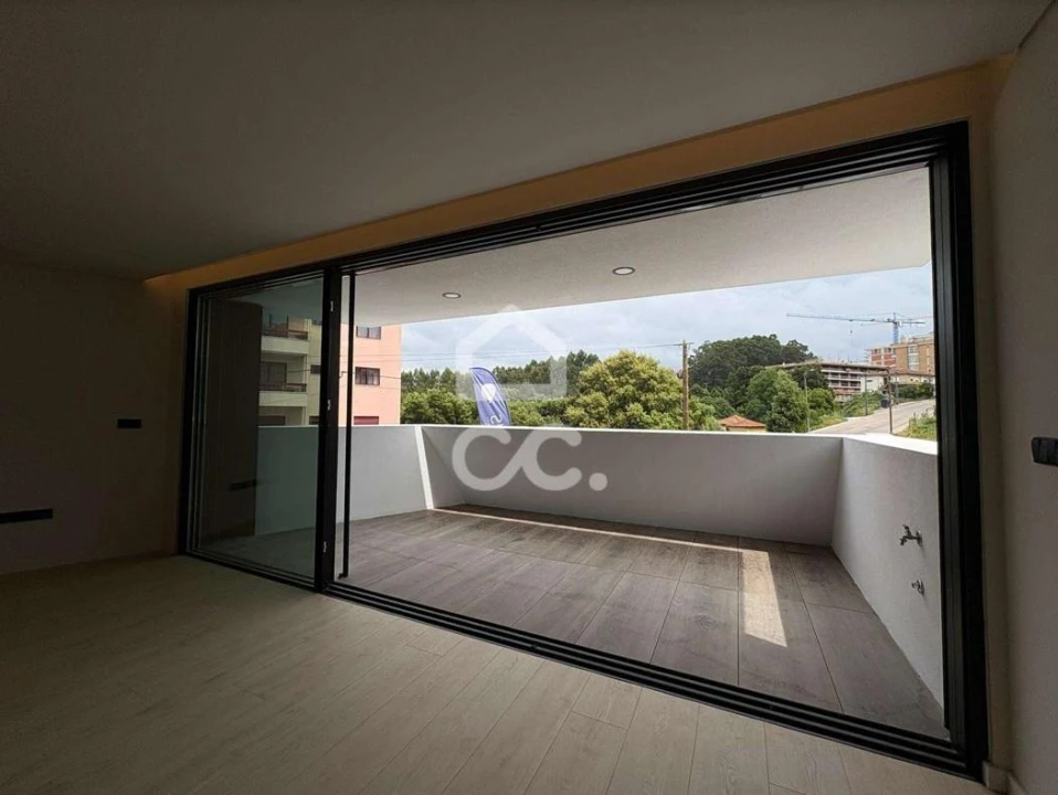 Apartamento T2 para Venda em Gondomar (São Cosme), Valbom e Jovim Foto 2