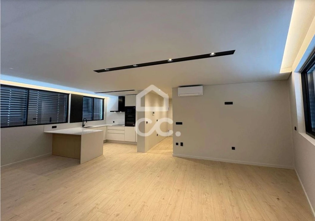 Apartamento T4 para Venda em Gondomar (São Cosme), Valbom e Jovim Foto 5
