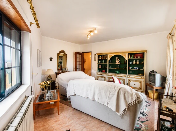 Apartamento T3 para Venda em Bombarral e Vale Covo Foto 14
