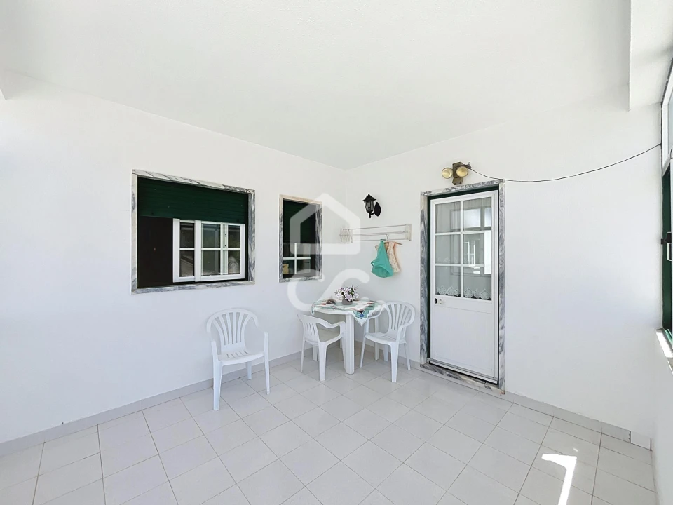 Moradia T3 para Venda em Santa Maria, São Pedro e Sobral da Lagoa Foto 46
