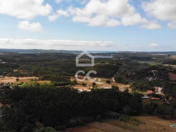 Moradia T3 para Venda em Santa Maria, São Pedro e Sobral da Lagoa