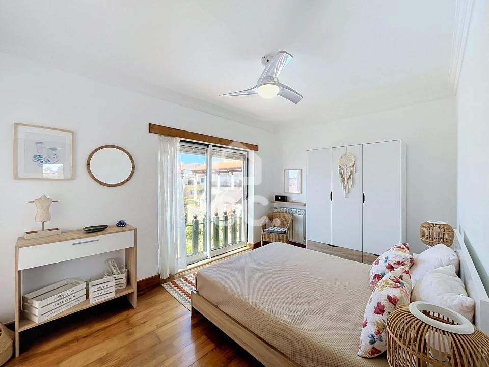 Apartamento T3 para Venda em São Martinho do Porto Foto 26