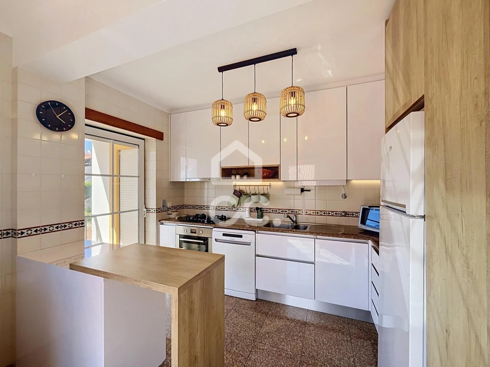 Apartamento T3 para Venda em São Martinho do Porto Foto 13