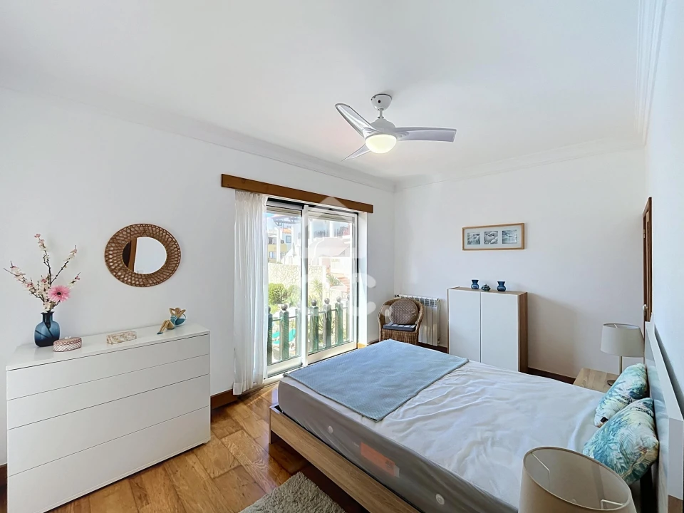 Apartamento T3 para Venda em São Martinho do Porto Foto 19